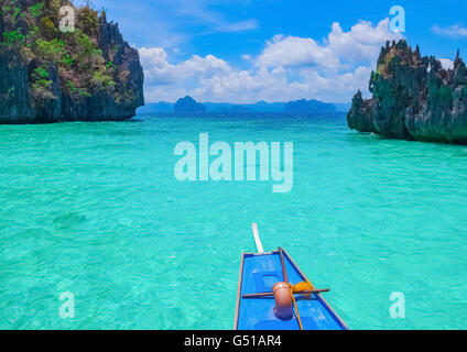 Bootsfahrt zur blauen Lagune, El Nido, Palawan, Philippinen Stockfoto