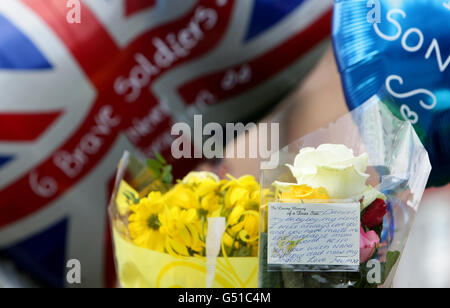 Sechs Soldaten in Afghanistan Stockfoto