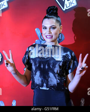 Jessie J posiert für Fotos beim Start der neuen BBC TV-Show The Voice UK in London. Stockfoto