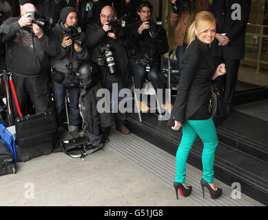 Emma Bunton bei der Ankunft für die Television and Radio Industries Club (TRIC) Awards im Grosvenor House Hotel an der Park Lane im Zentrum von London. Stockfoto