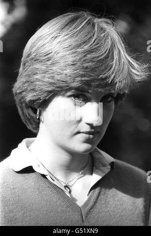 LADY DIANA SPENCER 1980: Lady Diana Spencer (später die Prinzessin von Wales), die jüngste Freundin von Prinz Charles, im Kindergarten auf dem St. George's Square, Pimlico, London, wo sie als Lehrerin arbeitet. Sie ist die jüngste Tochter von Earl Spencer. Stockfoto