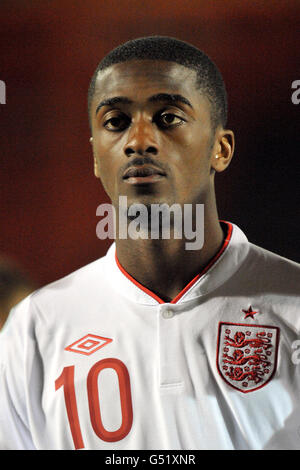 Fußball - U18 International - England / Polen - Gresty Road. Jordy Hiwula, England Stockfoto