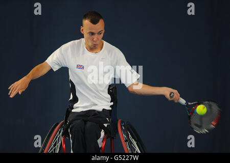 Paralympics - GB-Rollstuhl-Tennis-Fototermin - National Tenniscenter Stockfoto