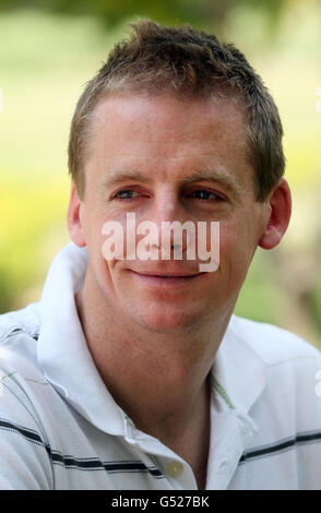 Kapitän Francis Atkinson, einer der mit dem verwundeten Team unterwegs, im Hyatt Hotel in Kathmandu, Nepal, bevor er sich auf den Mount Everest begibt. Stockfoto