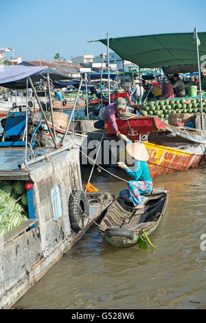 Cai Rang schwimmende Markt, Cai Rang District, Can Tho, Mekong-Delta, Vietnam Stockfoto