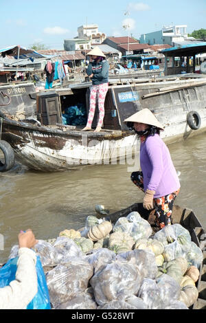 Cai Rang schwimmende Markt, Cai Rang District, Can Tho, Mekong-Delta, Vietnam Stockfoto