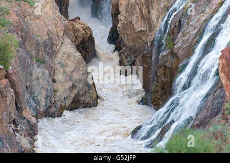 Namibia, Kunene, Kaokoland, Epupafalls der Kunene Fluss an der Grenze zu Angola im Kaokoland Stockfoto