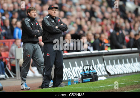 Fußball - npower Football League One - Charlton Athletic gegen Leyton Orient - The Valley. Leyton Orient-Manager Russell Slade während des npower Football League One-Spiels im Londoner Valley. Stockfoto