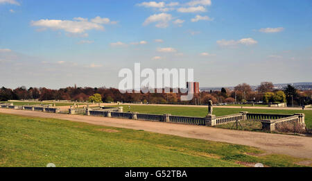 Ein allgemeiner Blick auf die italienischen Terrassen im Crystal Palace Park, Süd-London. Stockfoto