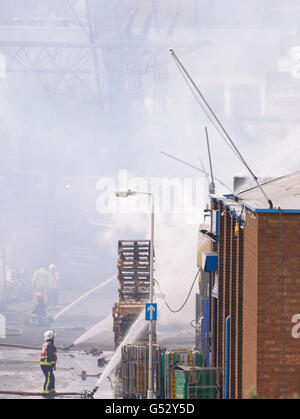 Feuer in Canning Town Stockfoto