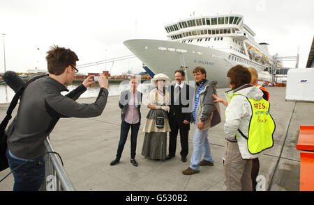 Kreuzfahrtschiff zeichnet Titanic Reise Stockfoto