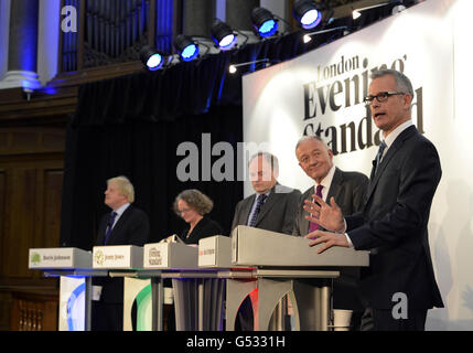 (Von links nach rechts) Boris Johnson, Jenny Jones, Moderator Clive Anderson, Ken Livingstone und Brian Paddick während der Evening Standard Mayoral Debate in London. Stockfoto