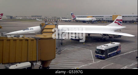 British Airways Concorde Flug BA003, der am Flughafen London Heathrow International abgesagt wurde, nachdem eine Air France Concorde kurz nach dem Start vom Flughafen Charles de Gaulle mit dem Verlust von 109 Menschenleben abgestürzt war. Stockfoto