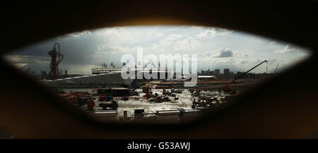 Olympics - Blick Auf Das Olympiastadion. Eine allgemeine Ansicht des Olympiastadions von Westfield Stratford City aus gesehen, in London. Stockfoto