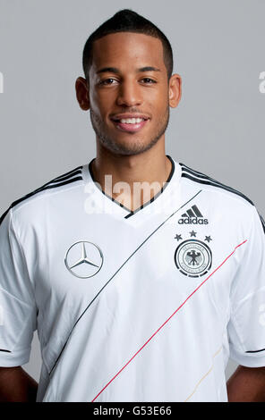 Dennis Aogo, an das offizielle Porträt-Foto-Session von der deutschen Herren-Fußball-Nationalmannschaft, am 14.11.2011, Hamburg Stockfoto