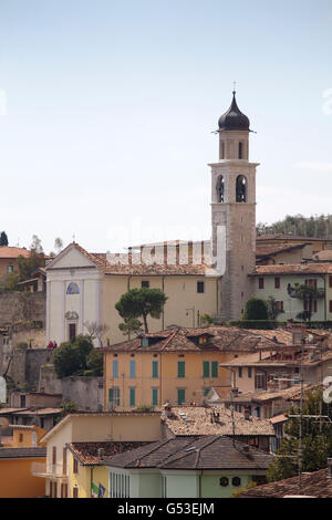 Pfarrei Kirche San Benedetto, Limone Sul Garda, Gardasee, Lombardei, Italien, Europa, PublicGround Stockfoto