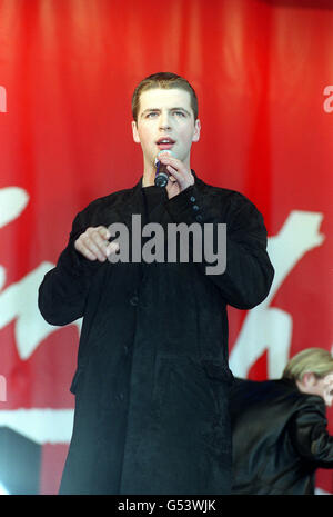 Mark Feehily von der Boyband Westlife auf der Bühne der BRMB Party im Park im Alexander Stadium, Birmingham. Stockfoto