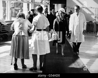 Royalty - Königin Elizabeth II - Royal Infirmary, Rumpf Stockfoto