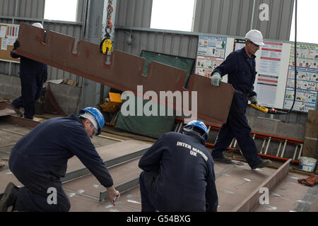 Schiffbau-Szenen innen Ferguson Marine-Werft, in Port Glasgow, Schottland Stockfoto