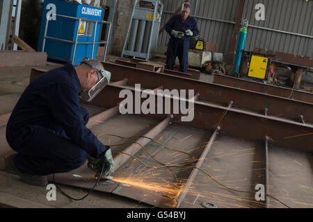 Schiffbau-Szenen innen Ferguson Marine-Werft, in Port Glasgow, Schottland Stockfoto