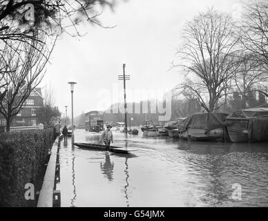 Wetter - Starkregen & Überschwemmungen - Maidenhead, Berkshire Stockfoto