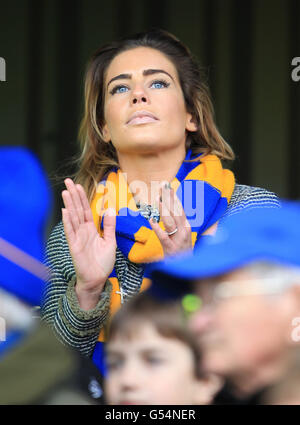 -Blue Square Premier - Playoff - Semi Final - Rückspiel - Mansfield Town V York City - ein Anruf Fußballstadion Stockfoto