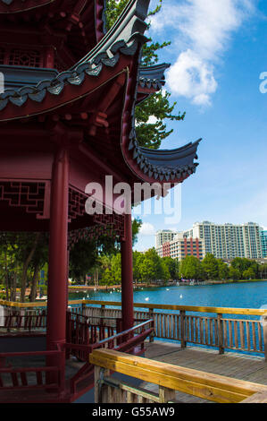 Pagode am Lake Eola Stockfoto