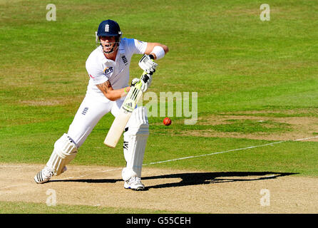 Cricket - 2012 Investec Test Series - Zweiter Test - England gegen Westindien - Tag zwei - Trent Bridge. Der englische Kevin Pietersen schlägt beim zweiten Testspiel an der Trent Bridge in Nottingham. Stockfoto