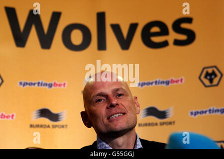 New Wolverhampton Wanderers Manager Stale Solbakken spricht während einer Pressekonferenz im Molineux, Wolverhampton. Stockfoto