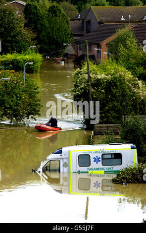 Lewes Überschwemmungen Krankenwagen Stockfoto