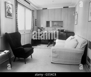 Ein Blick auf das Innere der Royal Yacht Britannia, zeigt die Studie nach dem großen Umbau des Schiffes. Stockfoto