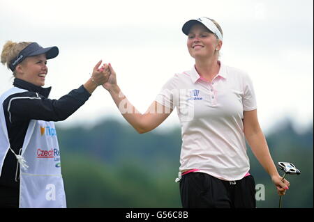 Dysina, Tschechische Republik. 19. Juni 2016. Gewinner Nanna Koerstz Madsen von Dänemark in Aktion während der Tipsport Golf Masters Ladies European Tour in Pilsen Golf Resort Dysina, Tschechische Republik, 19. Juni 2016. © Pavel Nemecek/CTK Foto/Alamy Live-Nachrichten Stockfoto