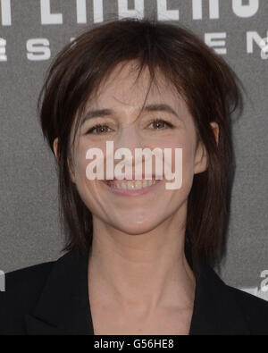 Hollywood, CA, USA. 20. Juni 2016.  Charlotte Gainsbourg. Anreise für die Premiere von 20th Century Fox '' Independence Day: Wiederaufleben '' auf TCL Chinese Theater statt. Bildnachweis: Birdie Thompson/AdMedia Credit: Birdie Thompson/AdMedia/ZUMA Draht/Alamy Live-Nachrichten Stockfoto