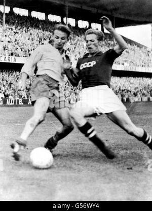 Fußball - Olympische Spiele Helsinki 1952 - Finnland V UdSSR - Olympiastadion Stockfoto