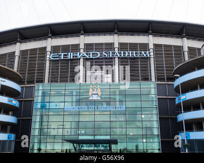 Etihad Stadium The Colin Bell Stand Eingang Stockfoto