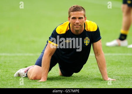 Fußball - UEFA Euro 2012 - Gruppe D - Schweden Training - Olympiastadion. Anders Svensson, Schweden Stockfoto