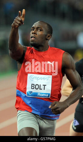 Leichtathletik - Samsung Diamond League Meeting 2012 - Olympiastadion - Rom. Usain Bolt gewinnt die 100 m der Männer während des Diamond League Meetings im Olympiastadion in Rom, Italien. Stockfoto