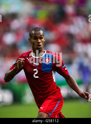 Fußball - UEFA Euro 2012 - Gruppe A - Griechenland - Tschechische Republik - Stadtstadion. Theodor Gebre Selassie aus der Tschechischen Republik Stockfoto