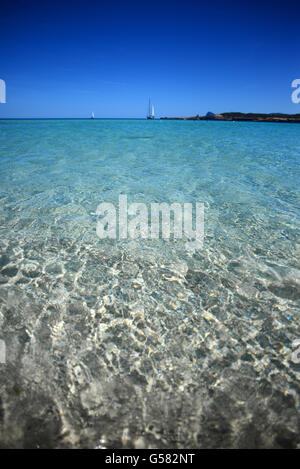 Cala Conta Strand (Platges de Comte und Cala Compte) in Ibiza, Balearen, Spanien Stockfoto