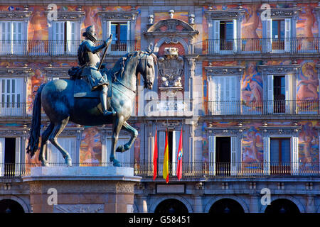 Reiterstandbild von Philipp III auf der Plaza Mayor, Madrid Stockfoto