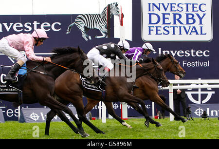 Pferderennen Sie - Investec Derby Festival - Tag eins - Investec Damentag - Epsom Racecourse Stockfoto