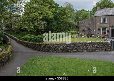 Gildersbank und Clapham Beck Clapham Yorkshire Dales Stockfoto