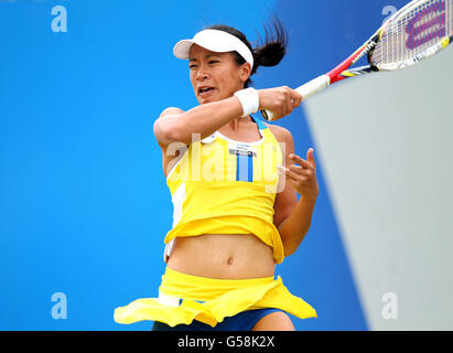 Die britische Anne Keothavong in Aktion am dritten Tag der AEGON Championships im Edgbaston Priory Club, Birmingham. Stockfoto