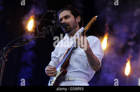 Biffy Clyro treten auf der Hauptbühne beim Isle of Wight Festival auf. Stockfoto