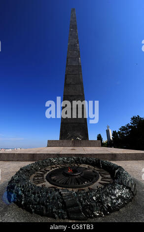 Eine allgemeine Ansicht des Grabes des unbekannten Soldaten in Kiew, Ukraine Stockfoto