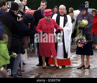 Queen-Norfolk Kirche Pfützen Stockfoto