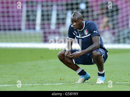 Italiens Mario Balotelli beim Training im Olympiastadion in Kiew vor ihrem Endspiel gegen Spanien Stockfoto