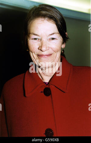 Labour-Abgeordnete Glenda Jackson bei der Feier zum 21. Geburtstag des Tricycle Theatre im Savoy Hotel in London. Stockfoto