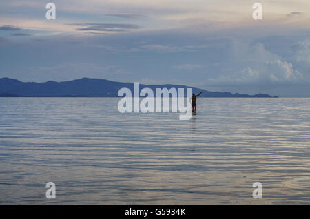 Angeln aus die Küste von Koh Phangan, Thailand. Stockfoto