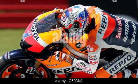 Motorradfahren - 2012 Hertz großer Preis von Großbritannien - erster Tag - Moto GP - Silverstone. Der Australier Casey Stoner auf der Repsol Honda beim Training des British Moto Grand Prix am ersten Tag in Silverstone, Northamptonshire. Stockfoto